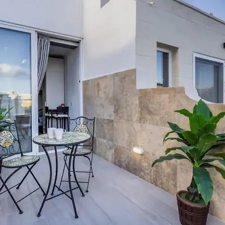 Penthouse In St Julians * Saint Julian's